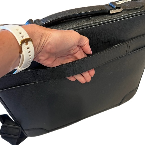 Louis Vuitton Black Laptop Case - Picture 11 of 11